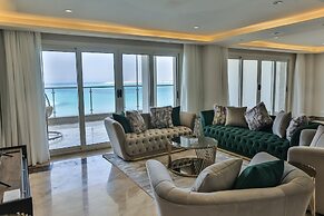 Triumph White Sands