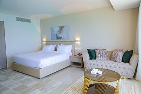 Triumph White Sands