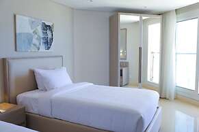 Triumph White Sands