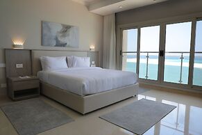 Triumph White Sands