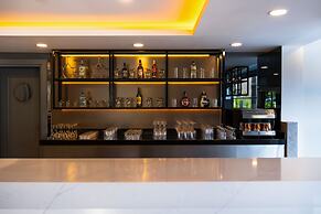 Saint Star Kemer - Adult Only +16