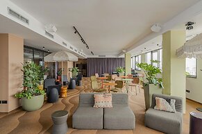 WorkNomads LAB Hotel-Coliving & Coworking
