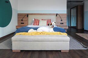 WorkNomads LAB Hotel-Coliving & Coworking