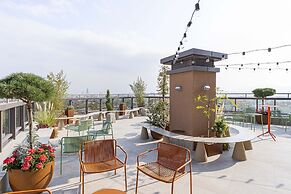 WorkNomads LAB Hotel-Coliving & Coworking