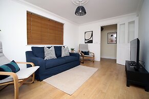 The Nook by Tŷ SA