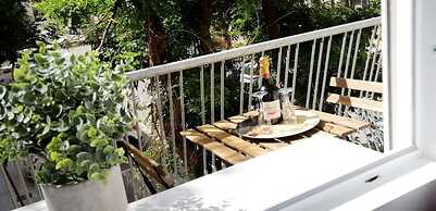 Boss guest house