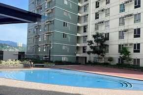 Outdoor Pool Studio Sleeps 2 - Tv, Aircon