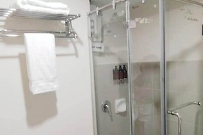 Outdoor Pool Studio Sleeps 2 - Tv, Aircon