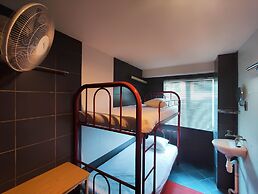 Natol Budget Homestay Rock Road