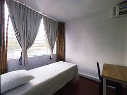 Natol Budget Homestay Rock Road