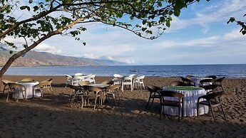 LAKE NYASA RESORT & CAMPSITE