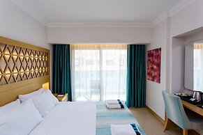 Aurasia Design Hotel