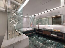 ELYSEES MOTEL