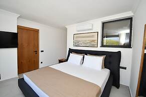 Blue Point Hotel