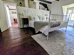 Sous le Chateau