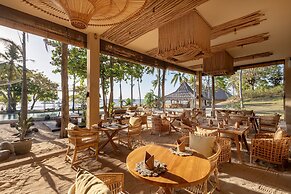 Bleu MATHIS Gili Asahan
