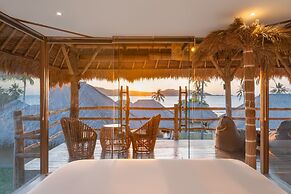 Bleu MATHIS Gili Asahan