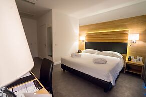 PM Hotel