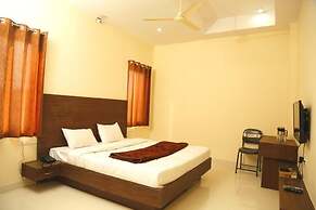 Kanha Hotel & Resort