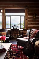 Salmon Falls Resort
