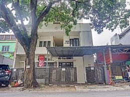 Hotel O Lily House