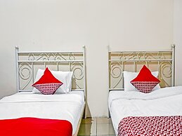 Hotel O Lily House