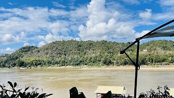 Villa Alounsavath Mekong Riverside
