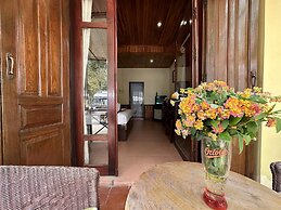 Villa Alounsavath Mekong Riverside