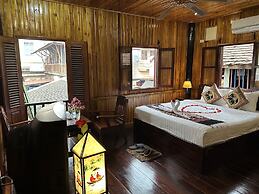 Villa Alounsavath Mekong Riverside
