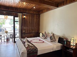 Villa Alounsavath Mekong Riverside
