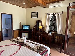 Villa Alounsavath Mekong Riverside