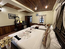 Villa Alounsavath Mekong Riverside