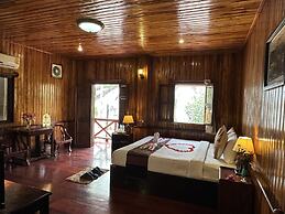 Villa Alounsavath Mekong Riverside