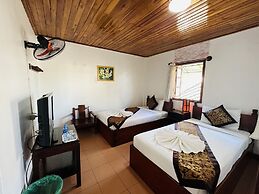 Villa Alounsavath Mekong Riverside