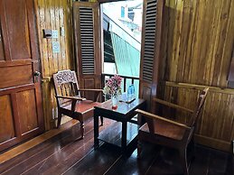 Villa Alounsavath Mekong Riverside