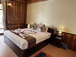 Villa Alounsavath Mekong Riverside