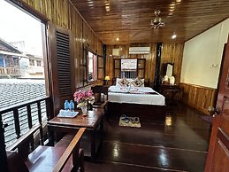 Villa Alounsavath Mekong Riverside