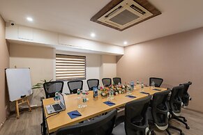 Chhavi Hotels