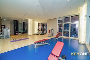 Elegant Studio Living in Privé
