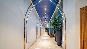 Elegant Studio Living in Privé