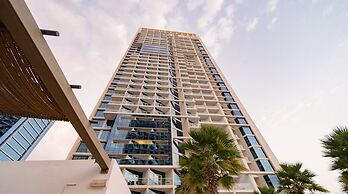 Elegant Studio Living in Privé