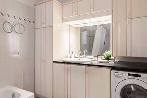 Signature 2BR Apartment in Marousi