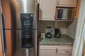 2 Bedrooms Ocean View Condo