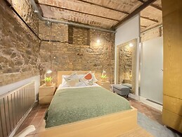 Centrally Located Historical Flat in Beyoglu