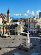 Chocolate's Home