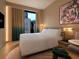 Mondrian Singapore Duxton