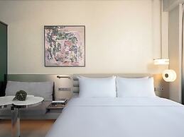 Mondrian Singapore Duxton