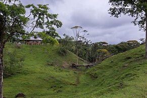 La Finca Azul