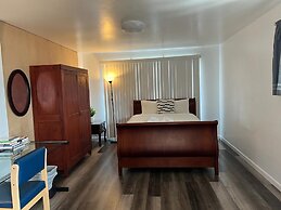 Affordable Private Rooms with Shared Bath Kitchen near SFO (SA)