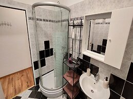 Rooms Argo
